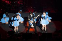 12月28日に行われた「ぱすぽ☆ 渋谷公会堂ワンマンライブ」の様子。