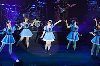 12月28日に行われた「ぱすぽ☆ 渋谷公会堂ワンマンライブ」の様子。