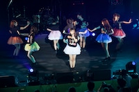 12月28日に行われた「ぱすぽ☆ 渋谷公会堂ワンマンライブ」の様子。