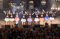 12月28日に行われた「ぱすぽ☆ 渋谷公会堂ワンマンライブ」の様子。