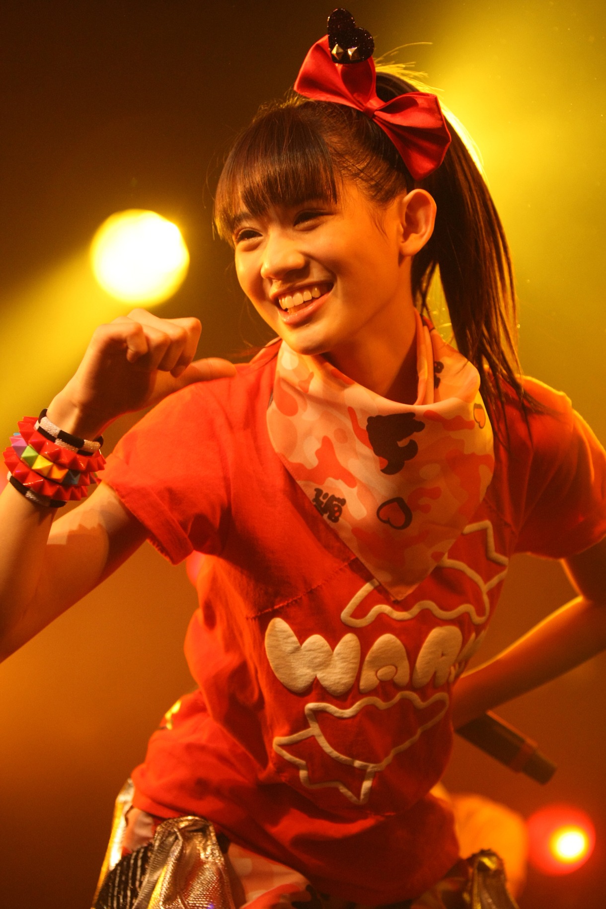 秋本帆華 (C) アラキシン