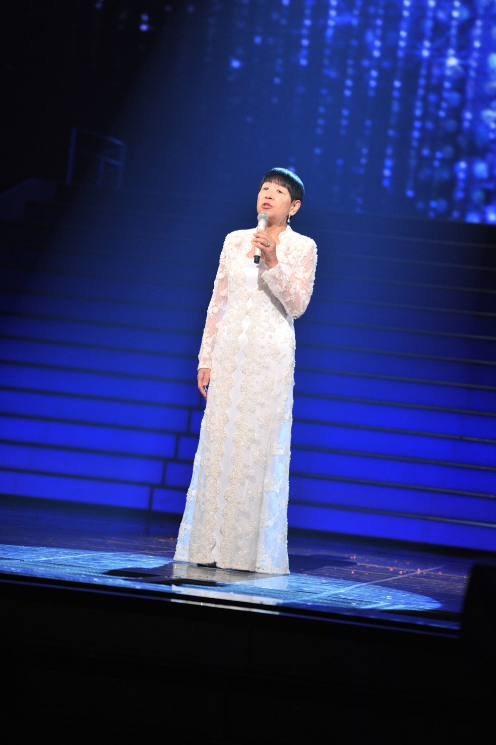 リハーサル中の和田アキ子。