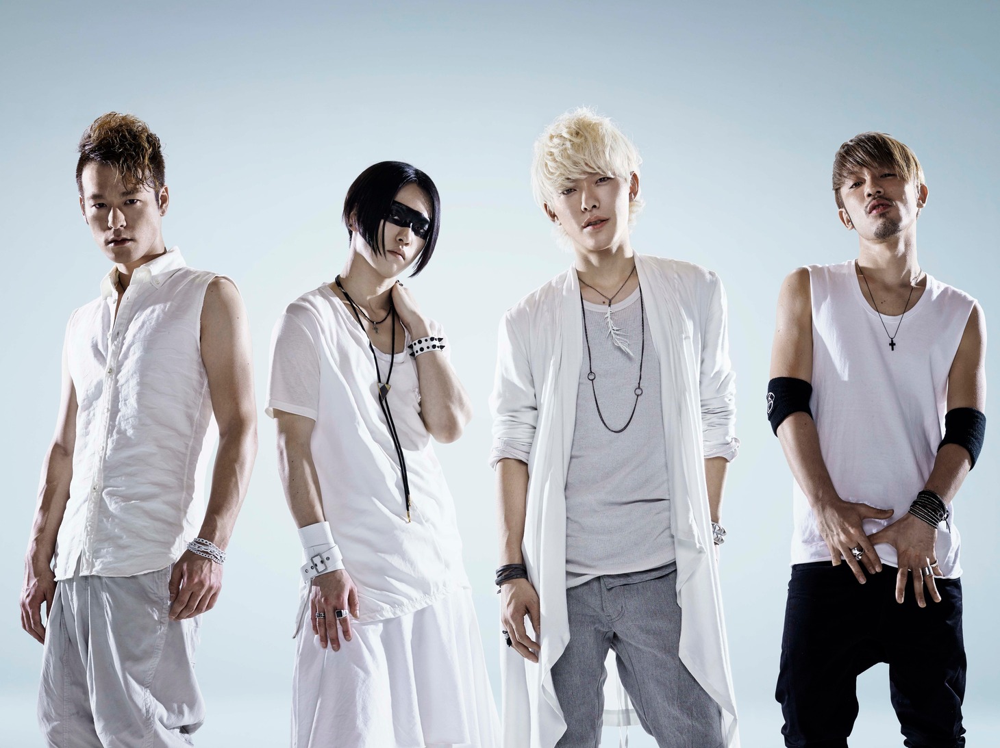 ナタリーPower Pushではニューシングル「サクラミツツキ」の発売を記念したSPYAIRメンバーインタビューを公開中。