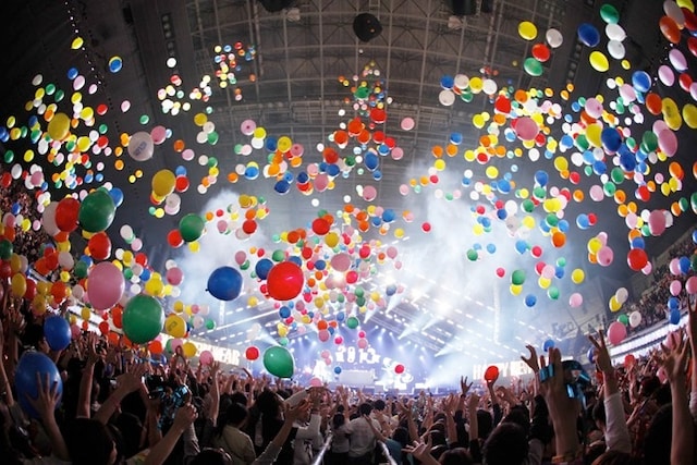 2013年を迎えた瞬間の「COUNTDOWN JAPAN 12/13」の様子。