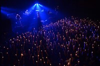 12月30日に行われれた「J LIVE 2012 LAST SHOWS -DOUBLE INFERNO-」の様子。