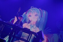 初音ミク×Teddyloid