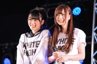高山一実、白石麻衣（写真左から）