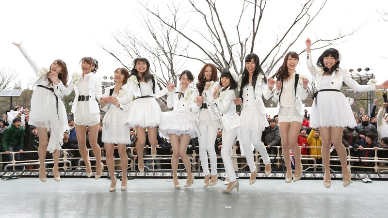 SUPER☆GiRLS代々木公園野外ステージイベントの模様。