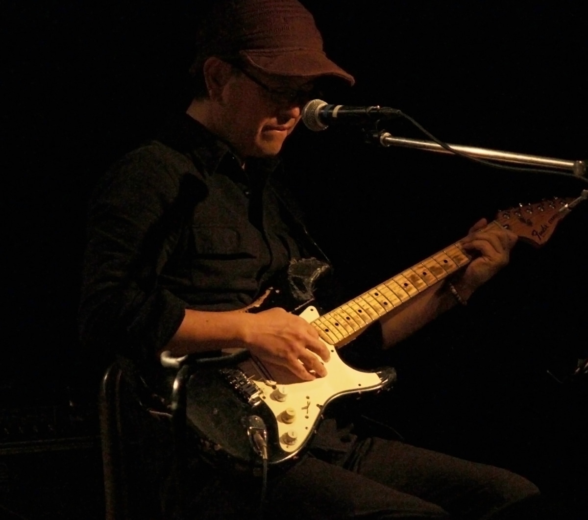 山本精一