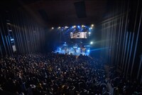 「HILCRHYME "LIVE A NOVEL TOUR2013"」新潟・新潟県民会館公演の模様。