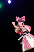 ライブ中のきゃりーぱみゅぱみゅ。