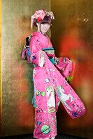 回転中のきゃりーぱみゅぱみゅ。