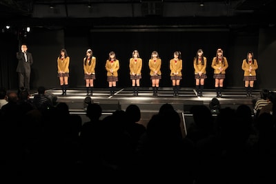 本日のチームKII公演より、卒業発表の様子。 (C)AKS