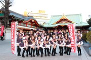 東京・神田明神での出陣式に臨むバクステ外神田一丁目選抜メンバー。