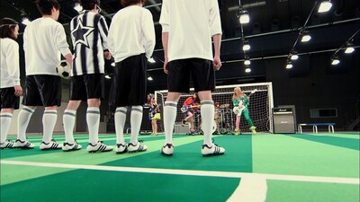 「プレイボーイ」ビデオクリップのワンシーン。