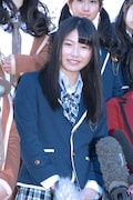 横山由依