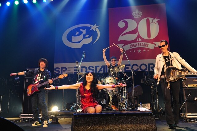 SHEENA & THE ROKKETS（撮影：TEPPEI）