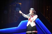 渡辺麻友ソロライブ「～みんなで“ヒカルもの”を見つけよう～」の様子