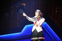 渡辺麻友ソロライブ「～みんなで“ヒカルもの”を見つけよう～」の様子