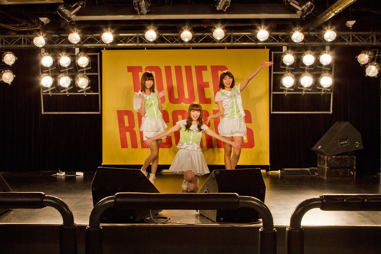 CUTUP STUDIOのステージに立ち「早くここでライブがやりたい！」と熱望していたNegicco。