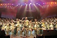 写真は「AKB48 リクエストアワー セットリストベスト100 2012」の模様 （C)AKS