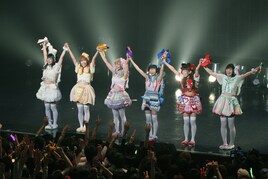 でんぱ組.inc、念願Zepp Tokyoで東西野音ライブ開催発表