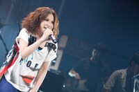 「Superfly Tour 2012-2013"Live Force"」米子コンベンションセンターBiG SHiP公演の様子。