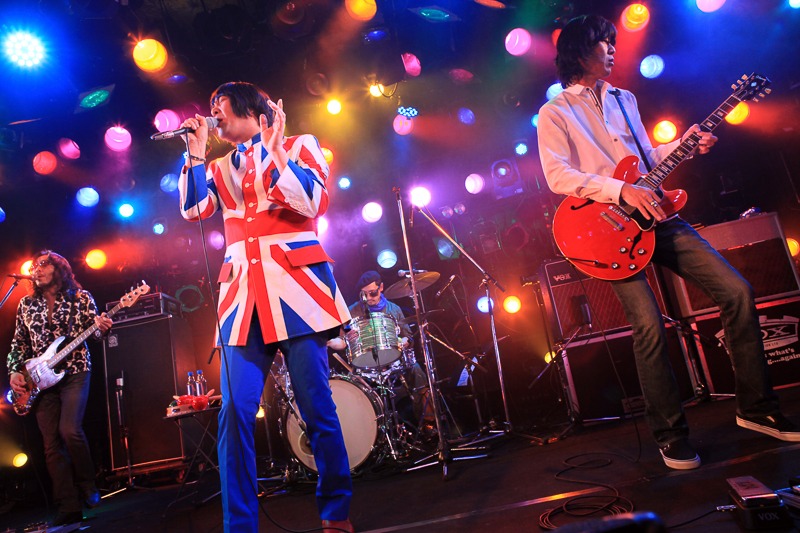 今年1月6日に東京・渋谷CLUB QUATTROにて開催されたTHE COLLECTORSのライブの模様。