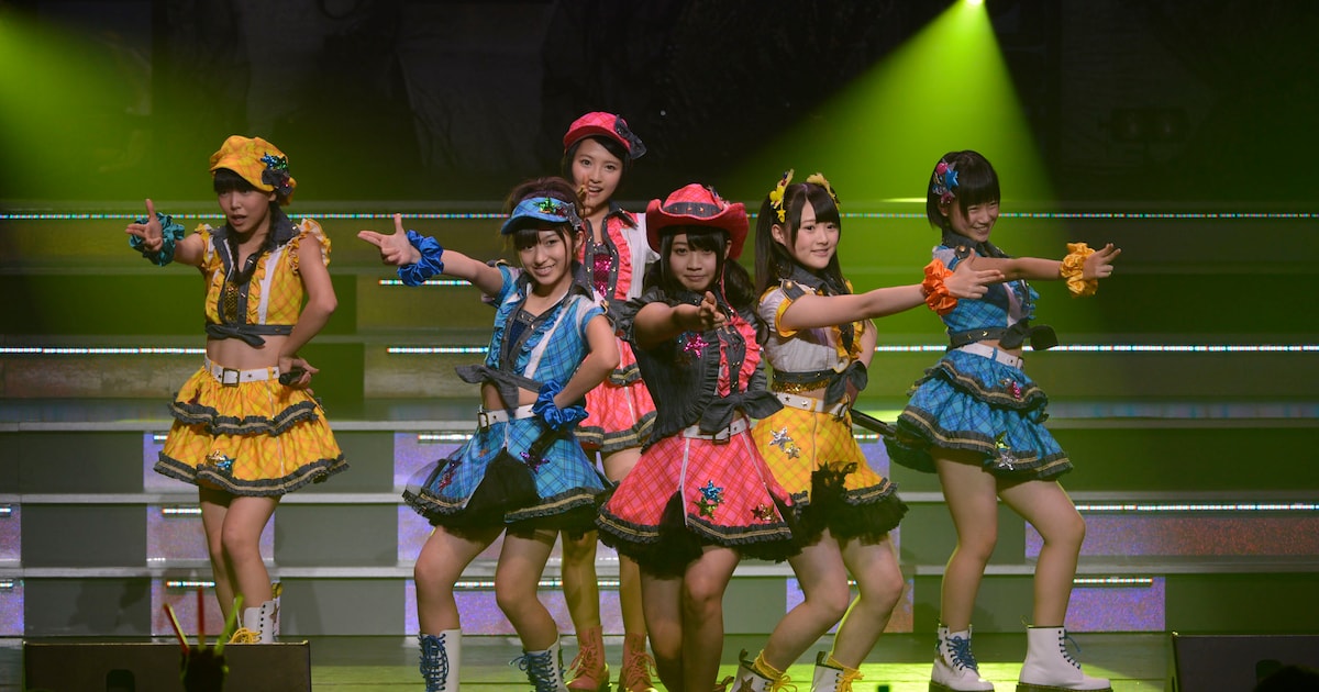 AKB48「ユニット祭り」でまさかのコラボレーションを披露 - 音楽ナタリー