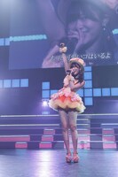 「AKB48 ユニット祭り 2013」の模様。指原莉乃「それでも好きだよ」（C)AKS
