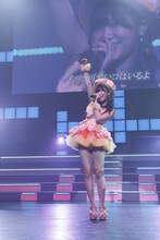 「AKB48 ユニット祭り 2013」の模様。指原莉乃「それでも好きだよ」（C)AKS