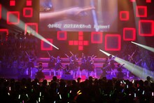 「AKB48 リクエストアワー セットリストベスト100 2013」1日目の様子。81位「Beginner」を披露するAKB48。（C)AKS