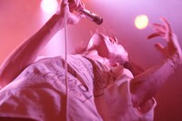 志磨遼平（撮影：松本時代）