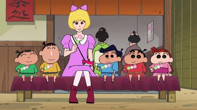 クレヨンしんちゃん「きゃりー来航だゾ」のワンシーン。(C)臼井儀人 / 双葉社・シンエイ・テレビ朝日・ADK