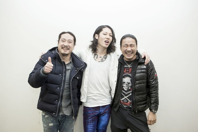 （左から）笑い飯・西田、雅-MIYAVI-、BOBO。