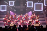「AKB48 リクエストアワー セットリストベスト100 2013」2日目の様子。66位「お待たせSet list」を披露するチームKII。（C)AKS