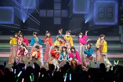 「AKB48 リクエストアワー セットリストベスト100 2013」3日目の様子。31位「ぐぐたすの空」を披露するぐぐたす選抜。（C)AKS