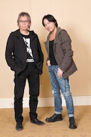 三池崇史監督（写真左）と氷室京介（右）。