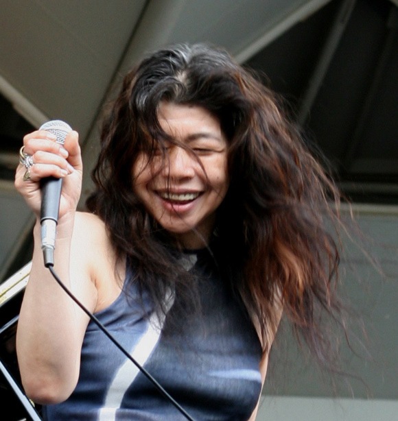 金子マリ