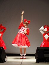 1月30日にラゾーナ川崎で行われた「きゃりーの100%ぱみゅぱみゅライブ 2013」の模様。