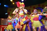 「きゃりーぱみゅぱみゅーじあむ」展示衣装例のライブイベント着用衣装。