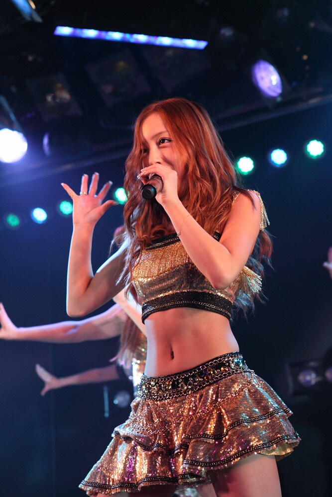 AKB48　板野友美 生写真付き　新品未開封　So long!　劇場盤　[CD] 板野友美（写真は本日2月1日に行われたAKB48劇場での公演より