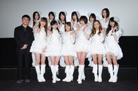 写真は本日2月1日に行われた映画舞台挨拶より。