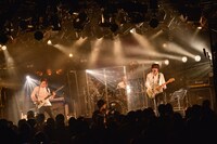 写真は1月31日のライブの模様（撮影：古溪一道）。