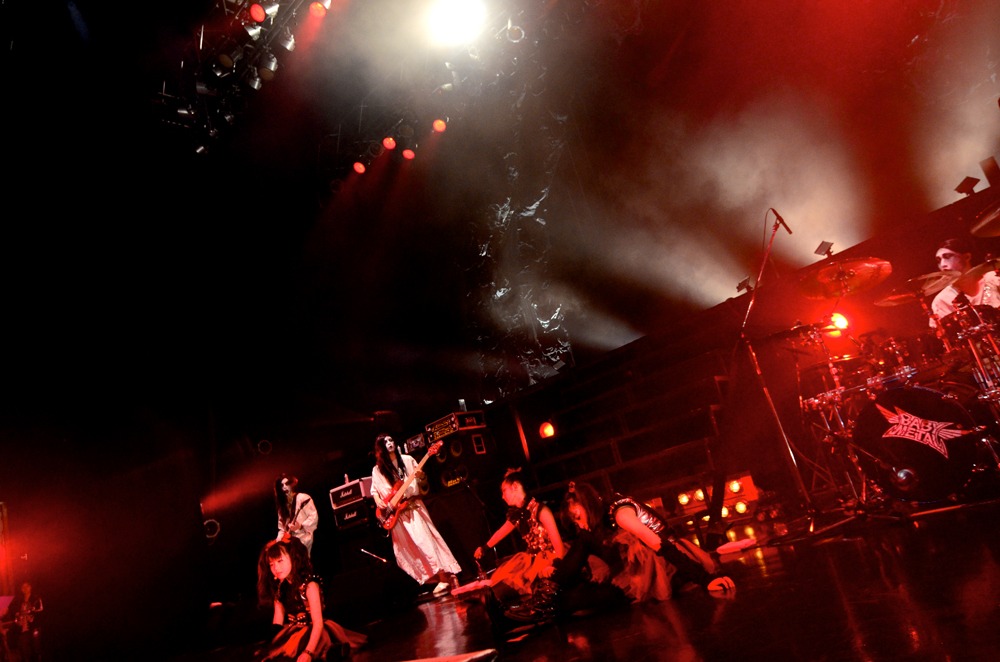 BABYMETAL（Photo by Taku Fujii）