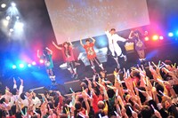 第2戦「ももクロ VS. リアクション」より。