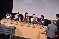 第6戦「ももクロ VS. お父さん」より。
