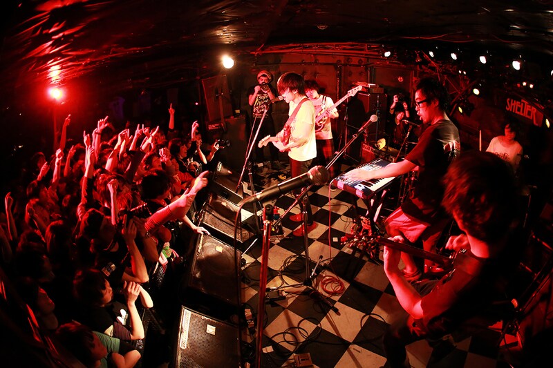 2月3日に行われたキュウソネコカミの東京・下北沢SHELTER公演の様子。Photo by Viola Kam(V'z Twinkle Photography)