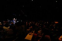 2月3日に行われた「Music Unlimited Presents SPECIAL LIVE 2013」の様子。