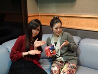 喜多村英梨（写真左）と雪乃（右）。